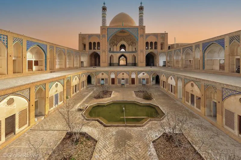 Kashan: A cidade onde nasceu a elegância dos tapetes persas