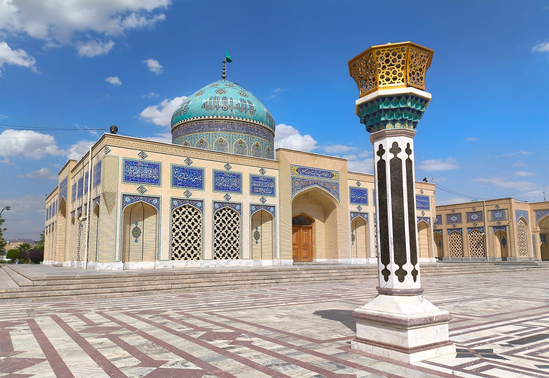 Kashmar: a arte das narrativas tecidas