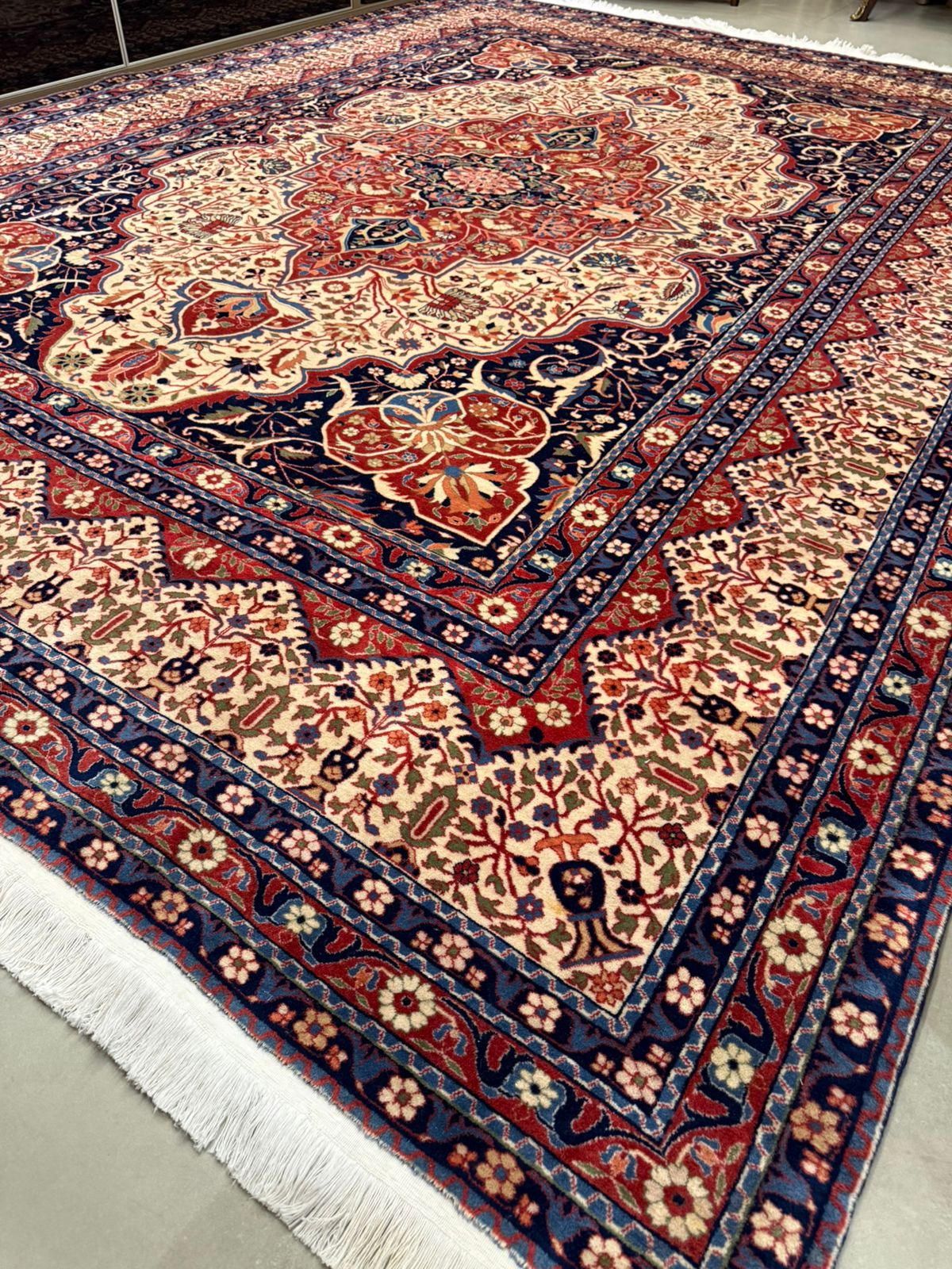 Tapete Armênio Erivan 335x250cm