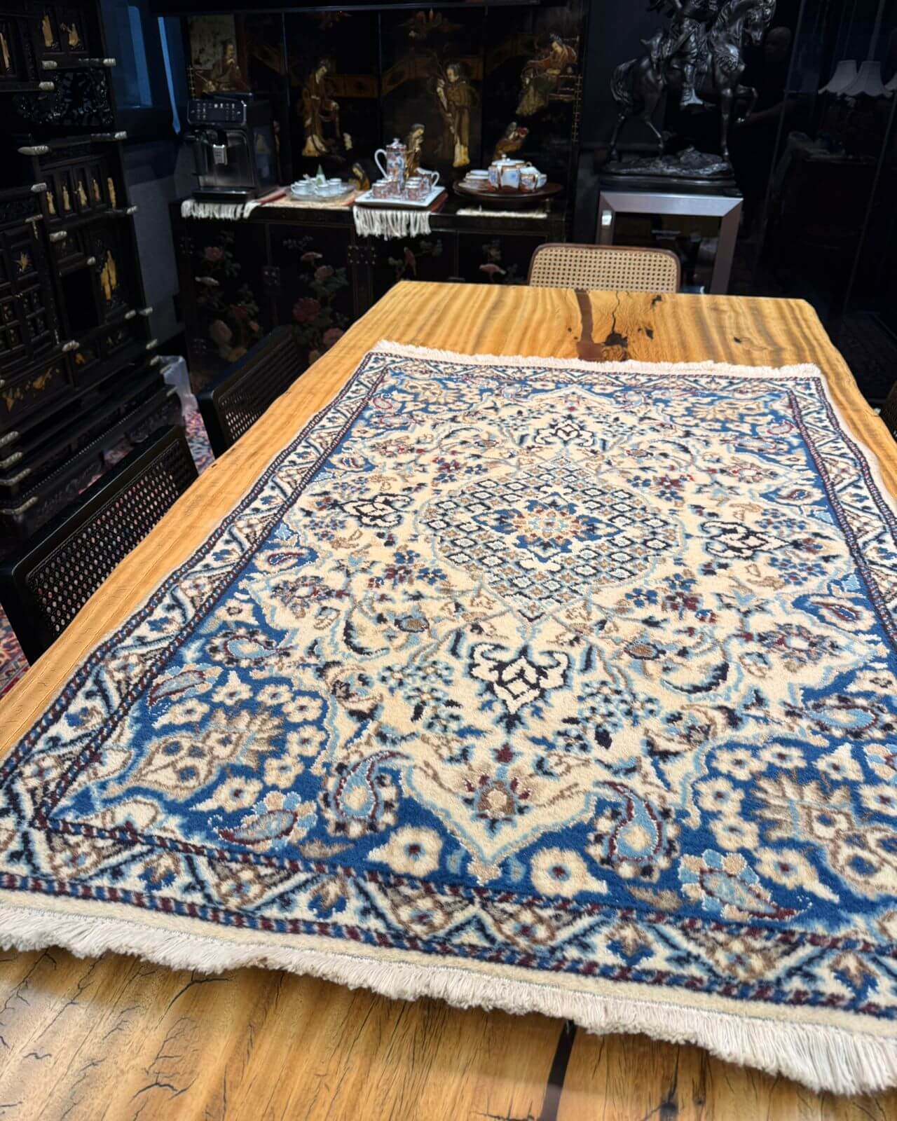 Tapete Persa Nain (Azul e Marfim) 135x90cm