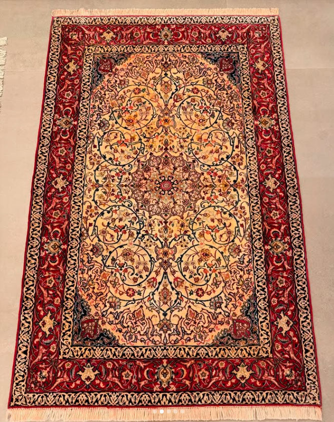 Tapete Persa Isfahan – Elegância Clássica Iraniana  184×113cm