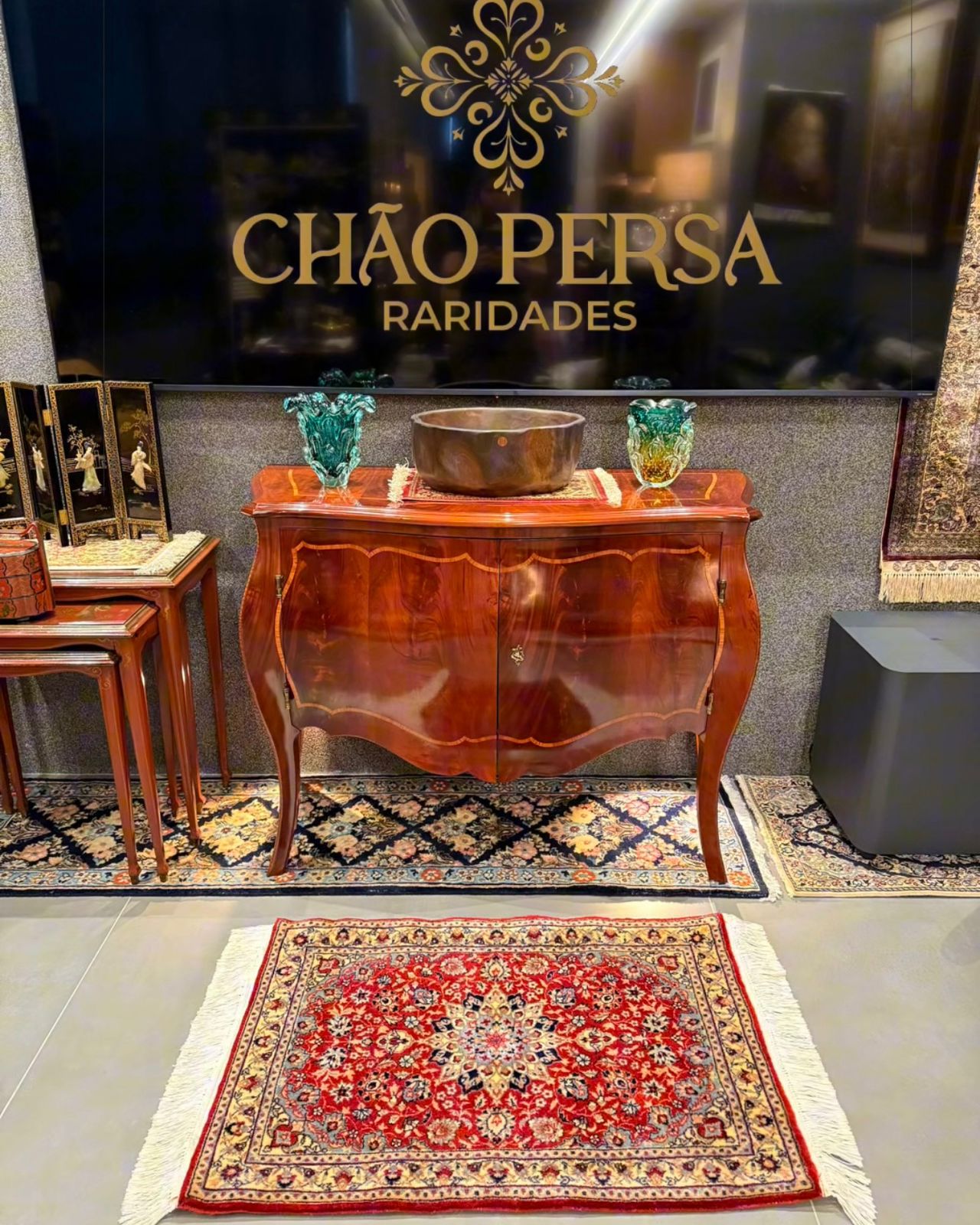 Tapete Isfahan – Miniatura Decorativa em Lã e Seda