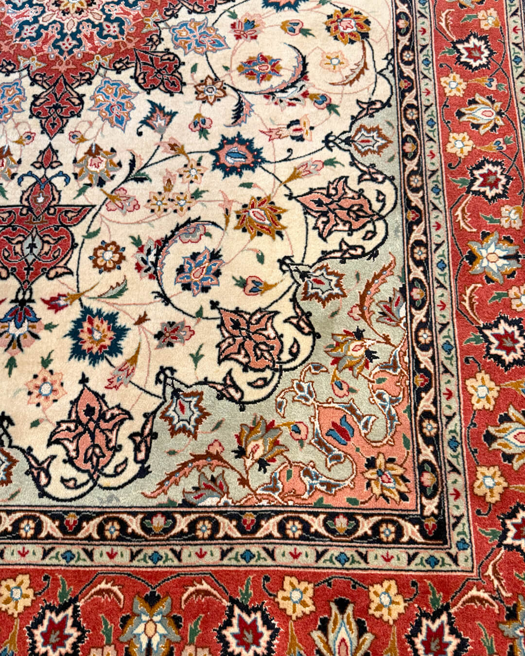 Tapete Persa Tabriz (vintage) 207×143cm
