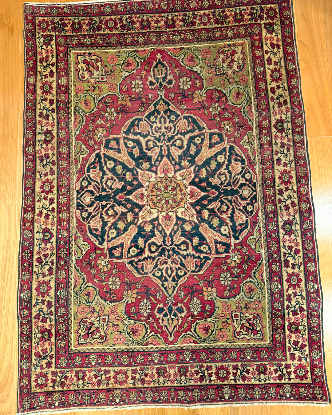 Tapete Persa Najafabad Antigo (estilo Isfahan) 173x126cm
