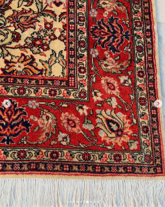 A Elegância de um Tabriz - 2,26 × 2,26 m