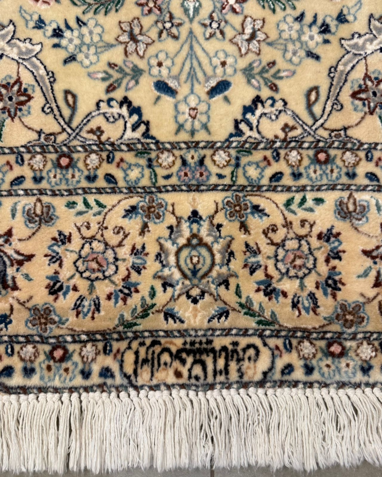 Tapete Persa Nain Habibian (Assinado) 2.08 x 1.26