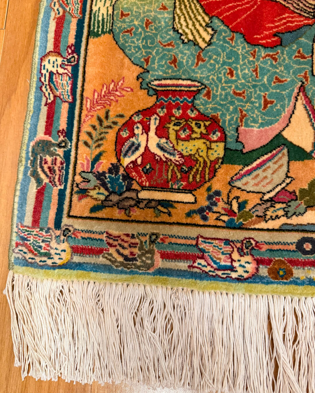 Par de Tapetes Persas Tabriz Figurativos 70x56cm