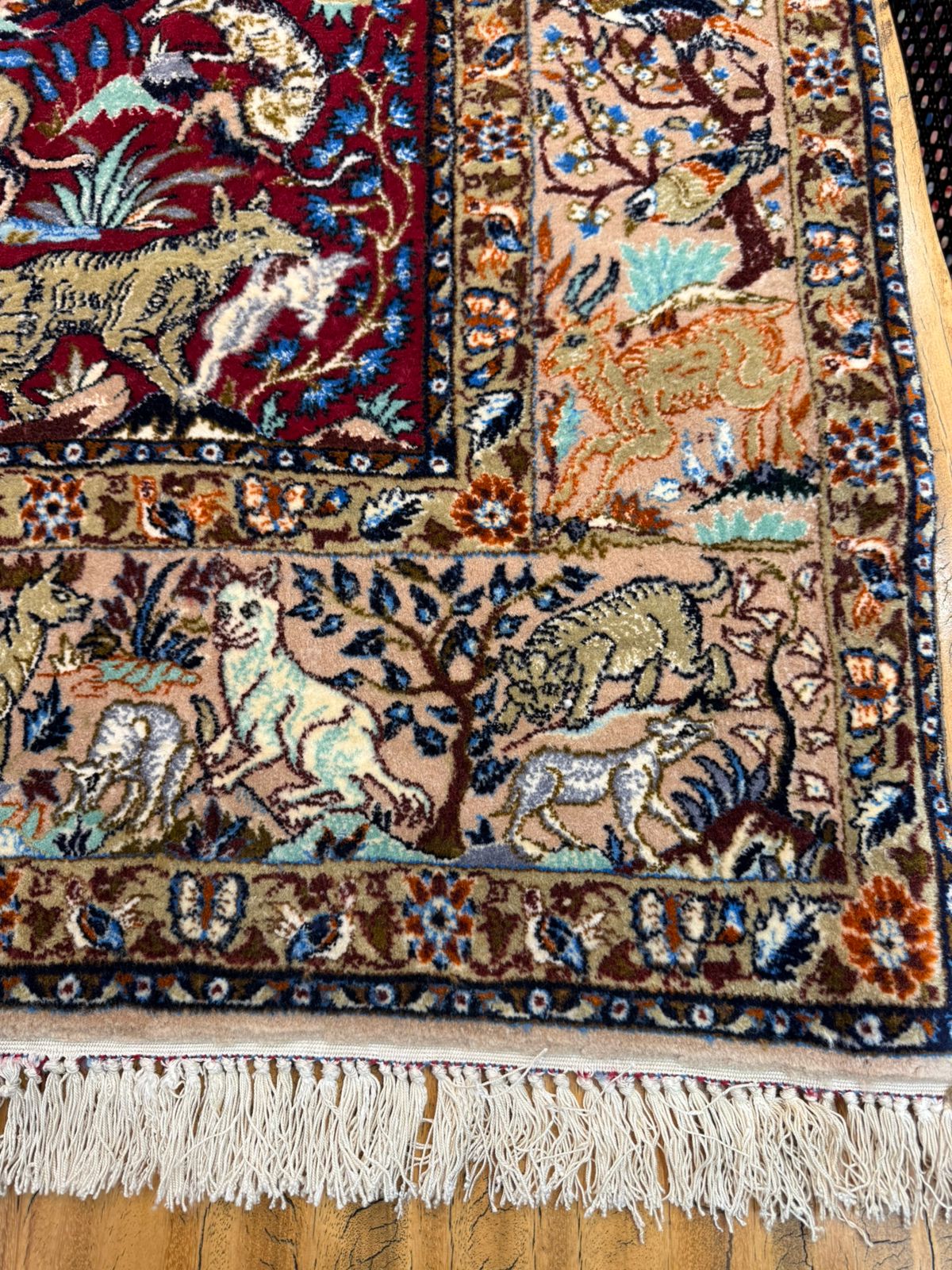 Tapete Persa Ghom Figurativo – Jardim Encantado da Pérsia