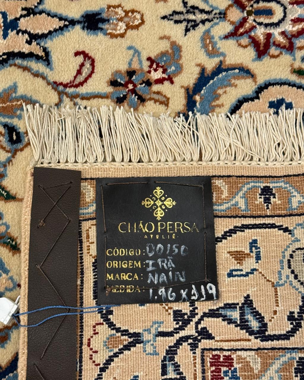 Tapete Persa Nain (Elegância e Precisão Iraniana) - 1.96 x 1.19 m