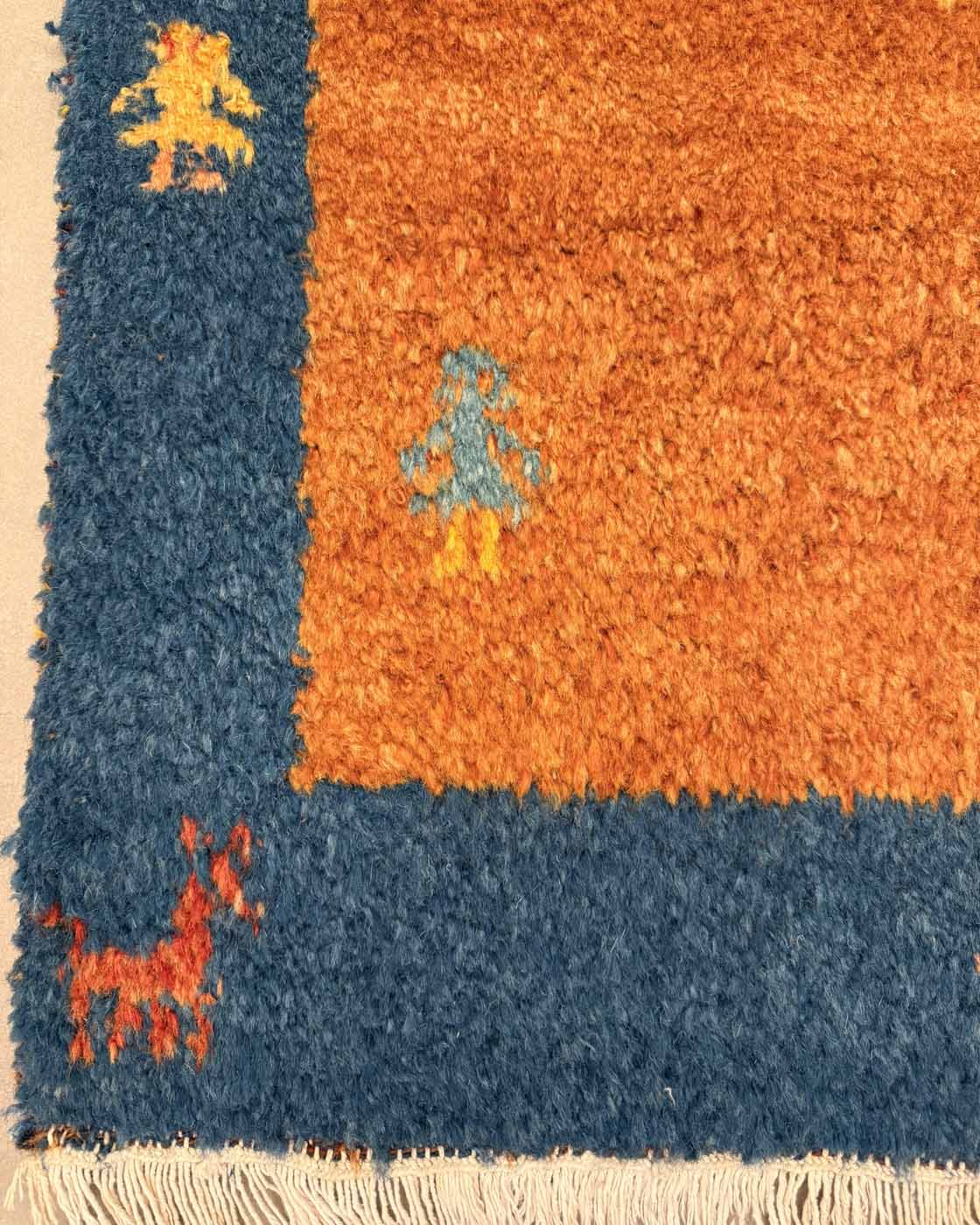 Tapete Persa Gabbeh - Autenticidade Tribal 1,38 × 0,74 m