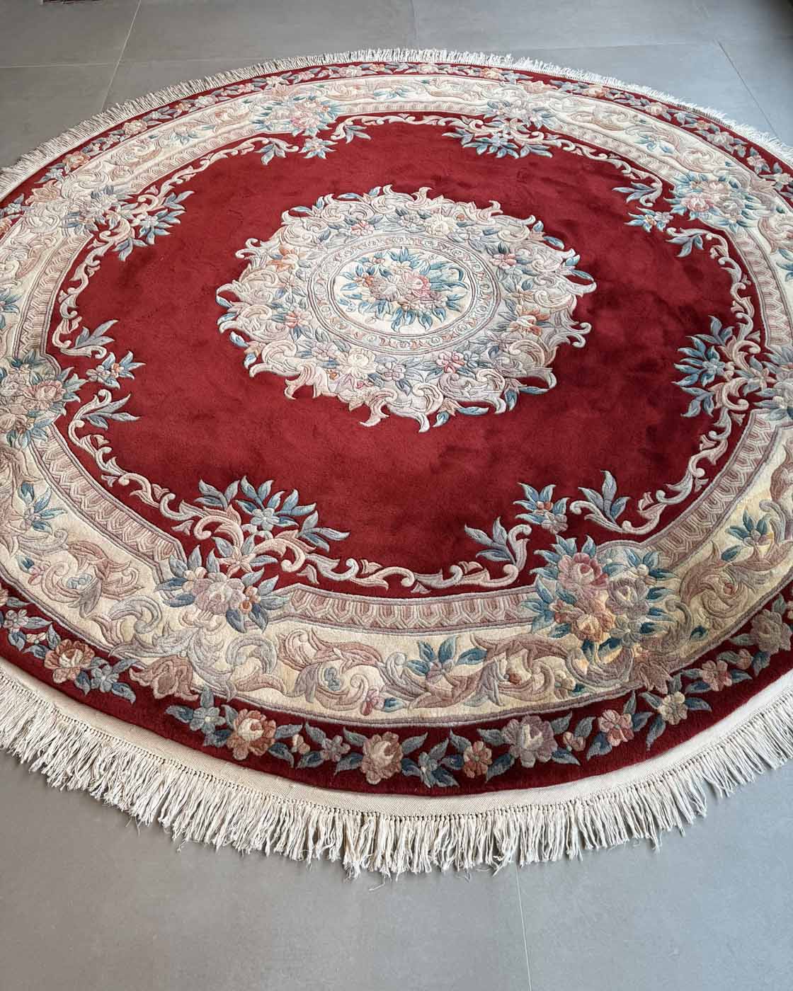 Tapete Chinês Redondo – Medalhão Floral Clássico 2,50 m