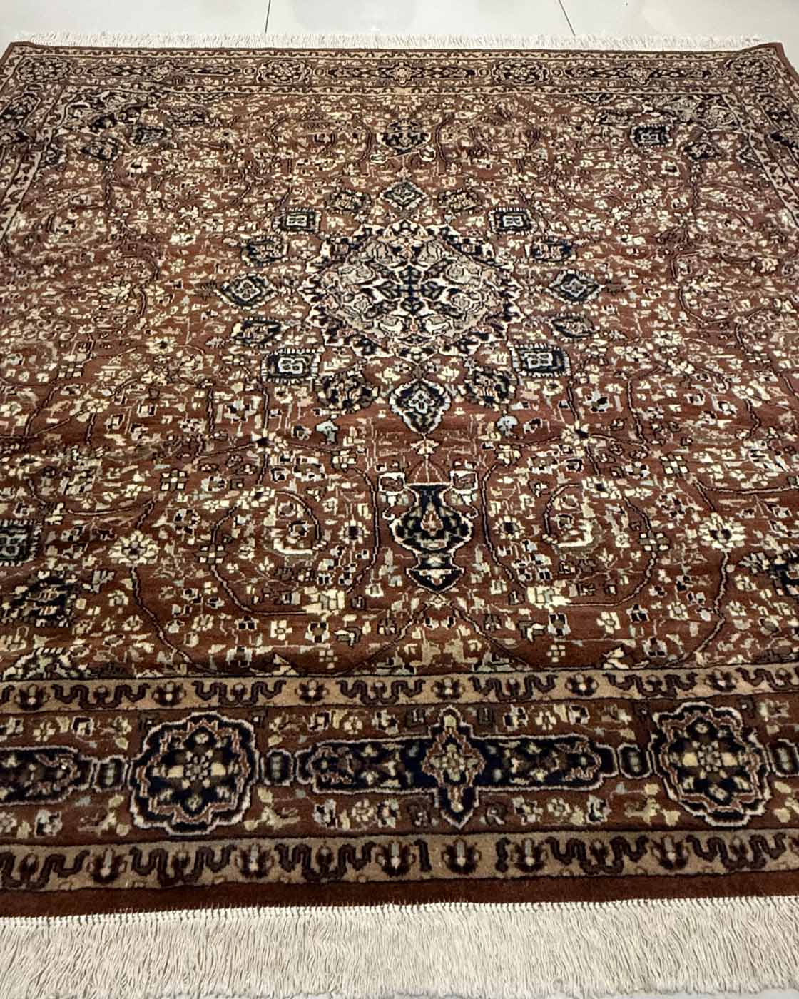 Tapete Tabriz - Medalhão Clássico Persa - 1,93×1,26m