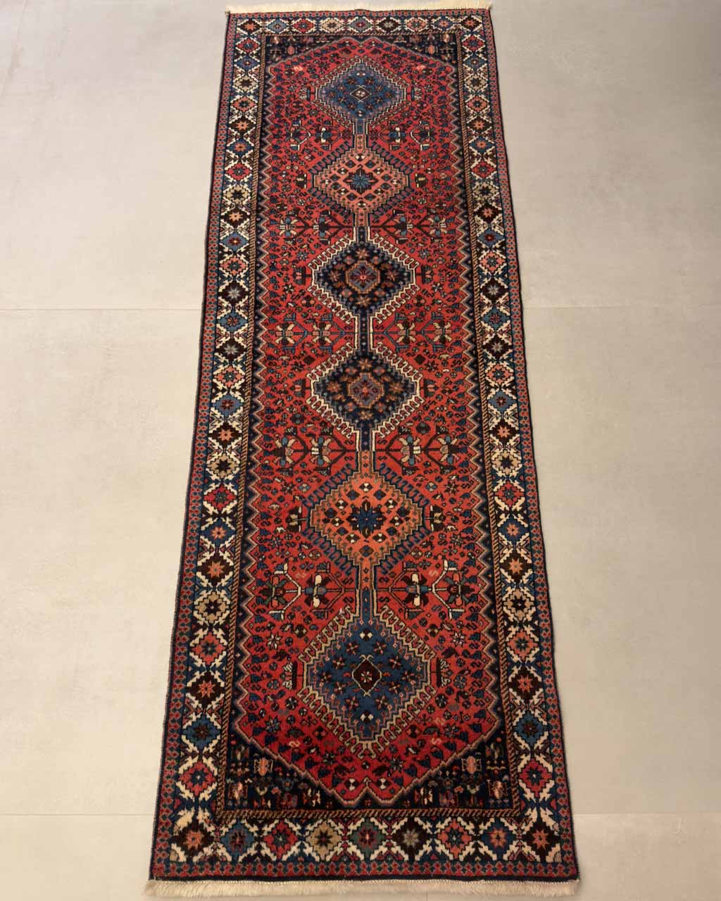 Passadeira Persa Yalameh (Geometria Tribal Autêntica) - 2,50 × 0,83 m
