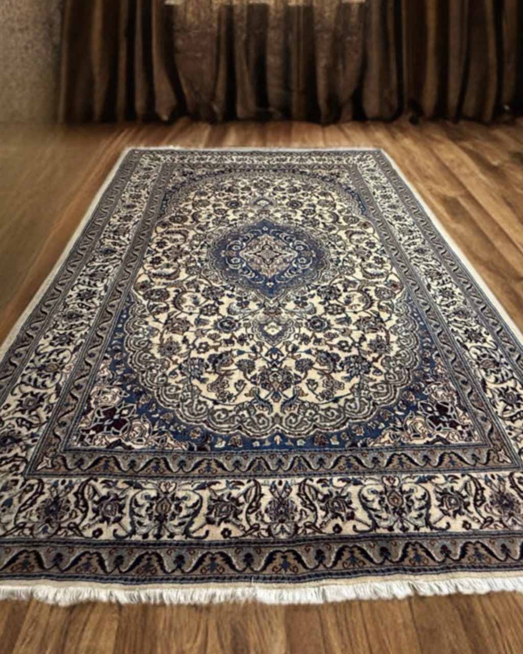 Tapete Persa Nain (c/ Toques de Seda) - 3,33x2,42m
