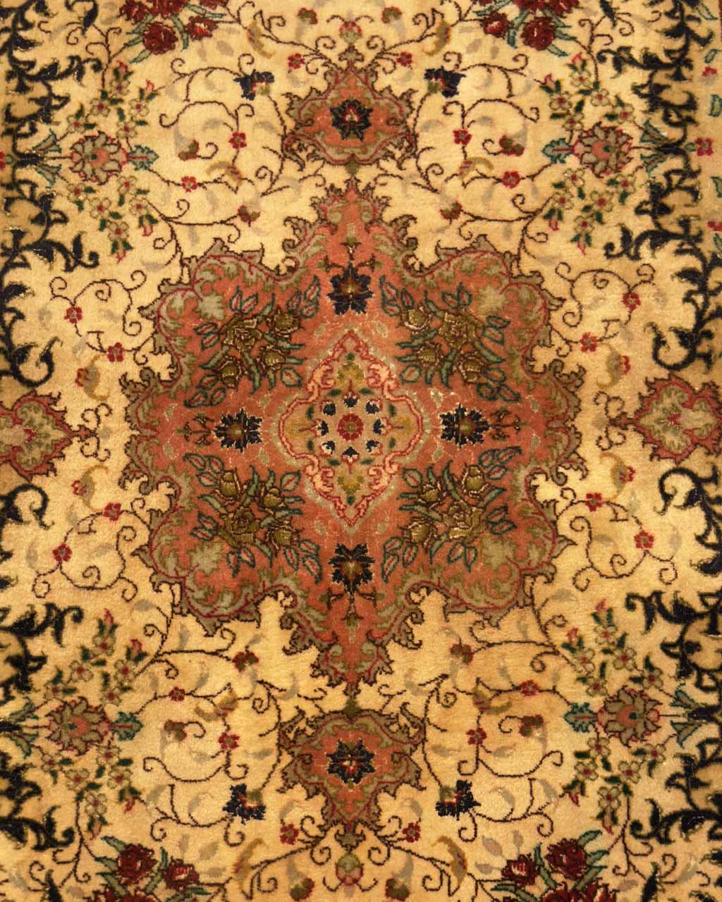 Tapete Persa Clássico - 1,50 x 1,00 m