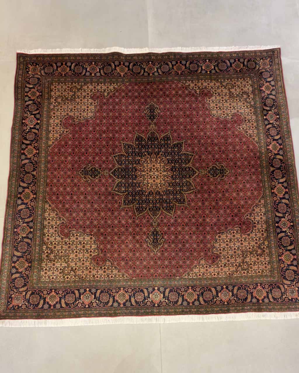 Tapete Persa Tabriz - 2,02 x 2,04 m