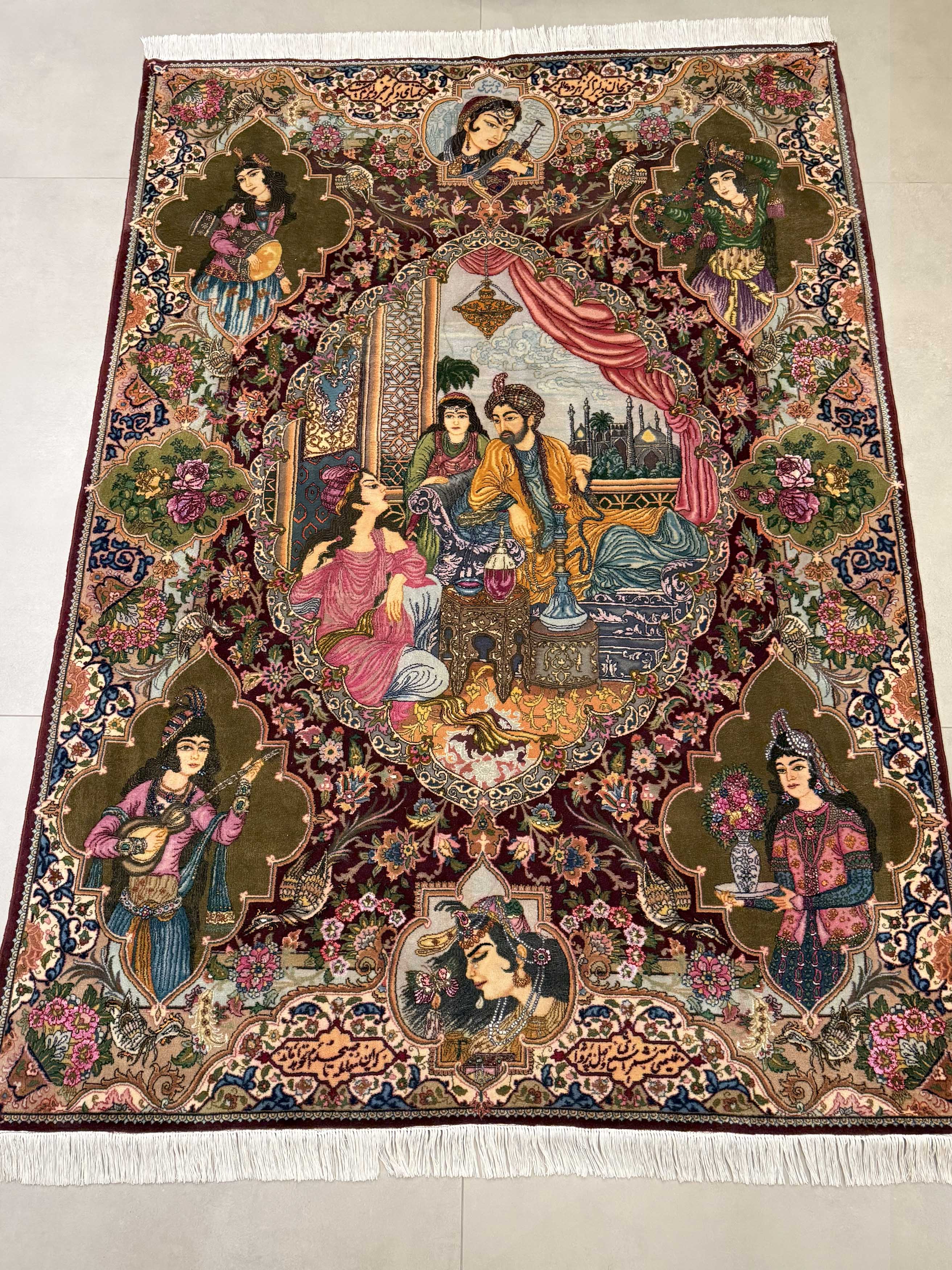 Tapete Persa Tabriz Figurativo (Assinado e Raríssimo) 220x157cm