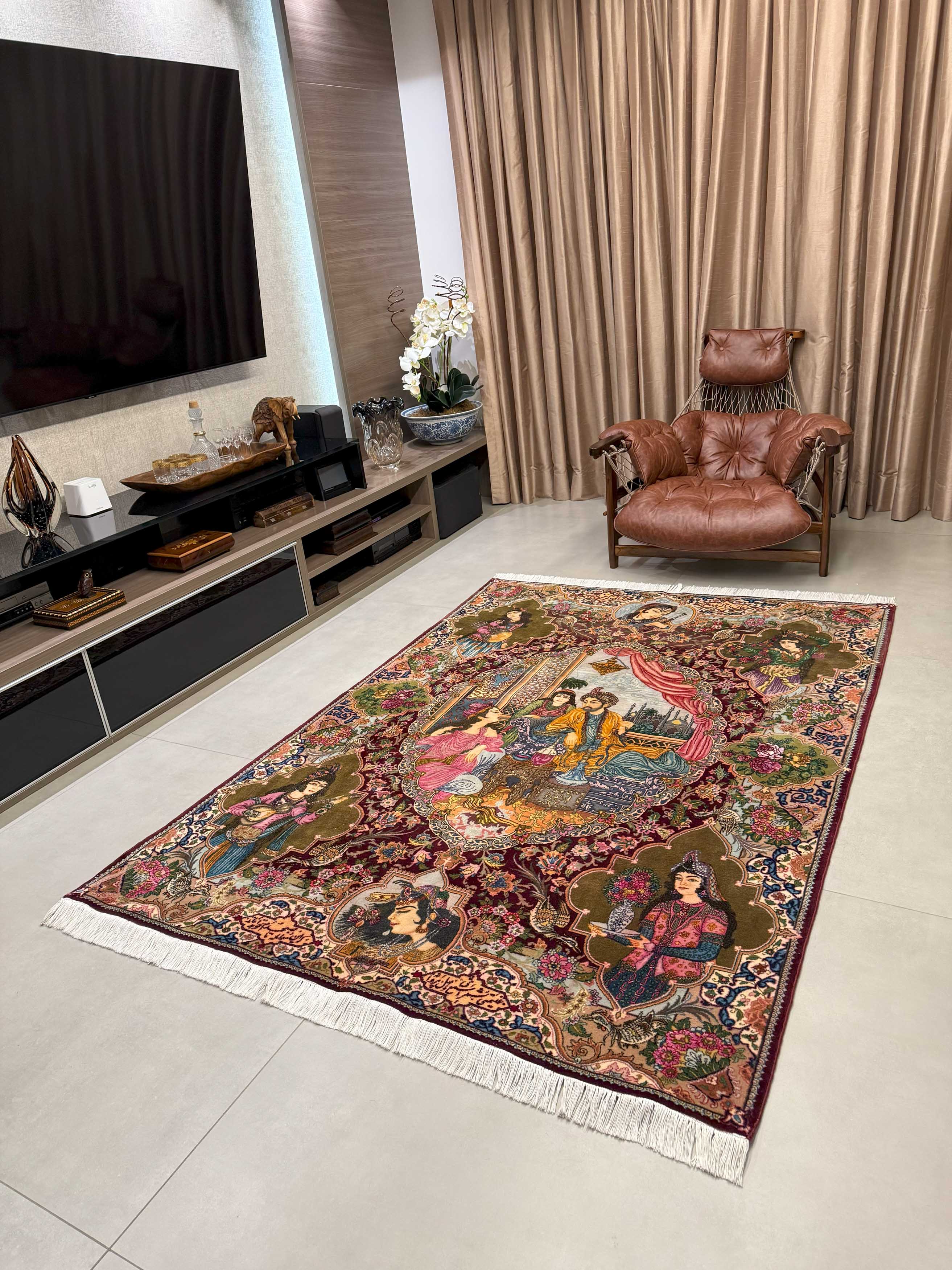 Tapete Persa Tabriz Figurativo (Assinado e Raríssimo) 220x157cm