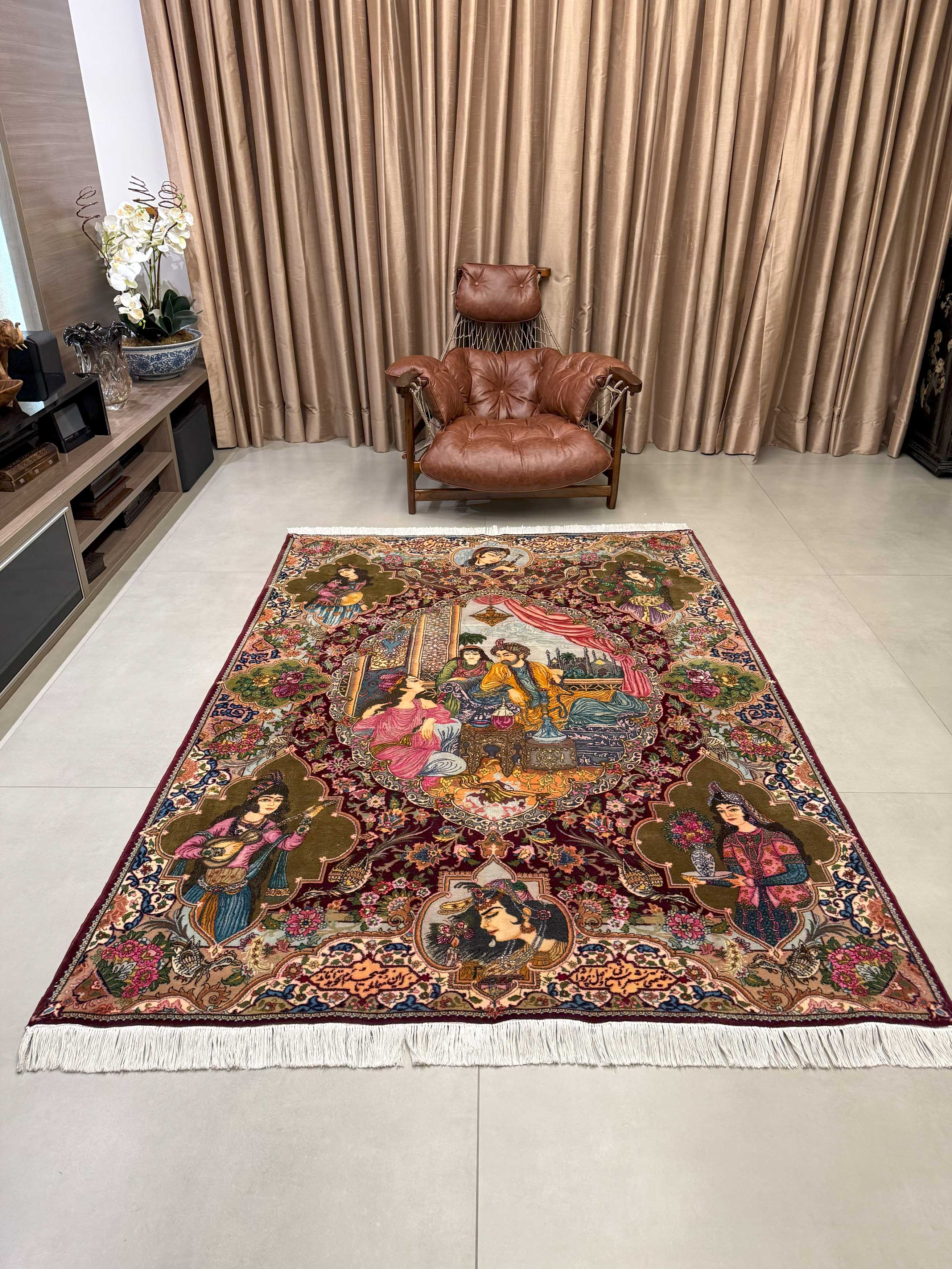 Tapete Persa Tabriz Figurativo (Assinado e Raríssimo) 220x157cm
