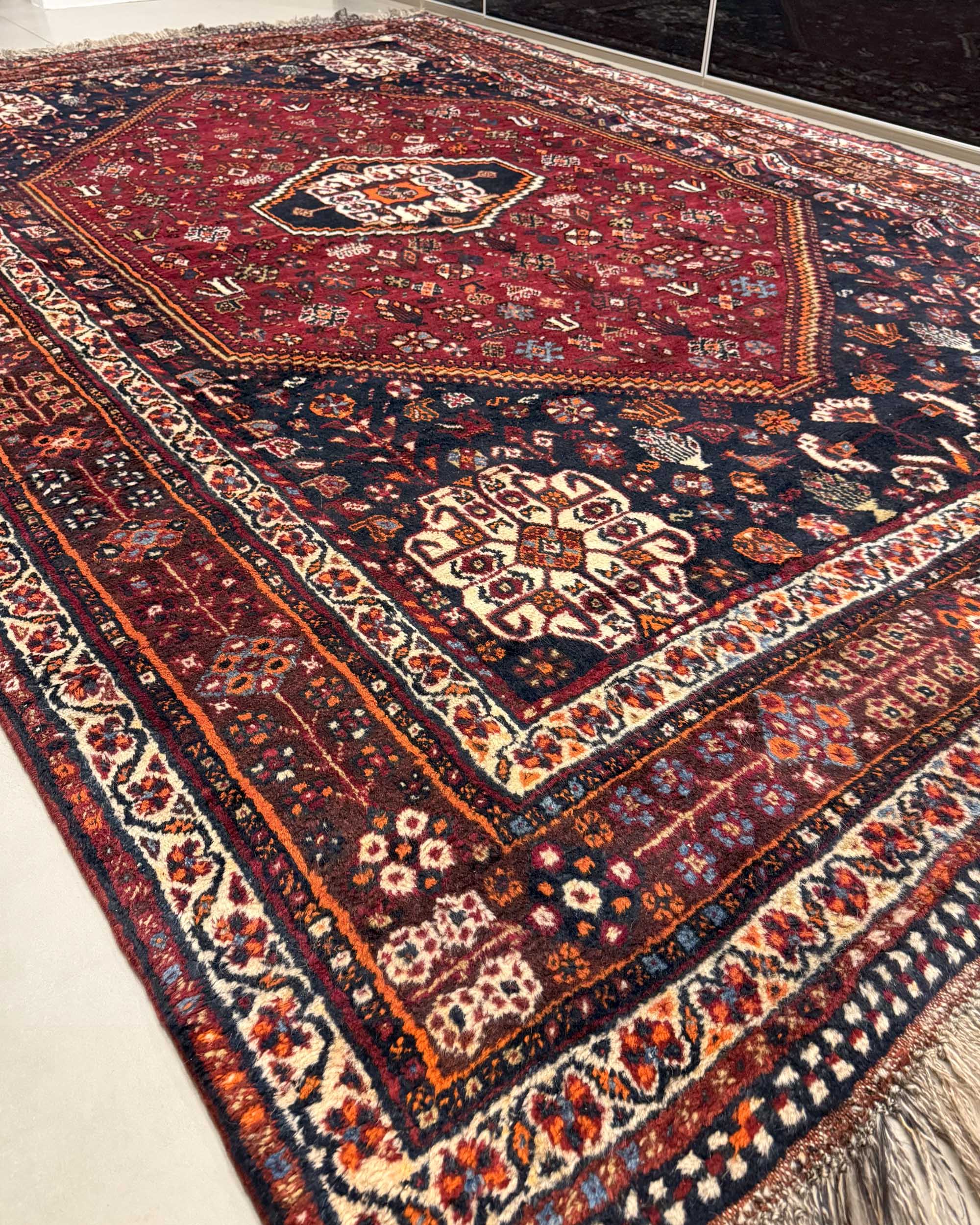 Tapete Persa Kashigai (Raridade Tribal iraniana) 323x216cm