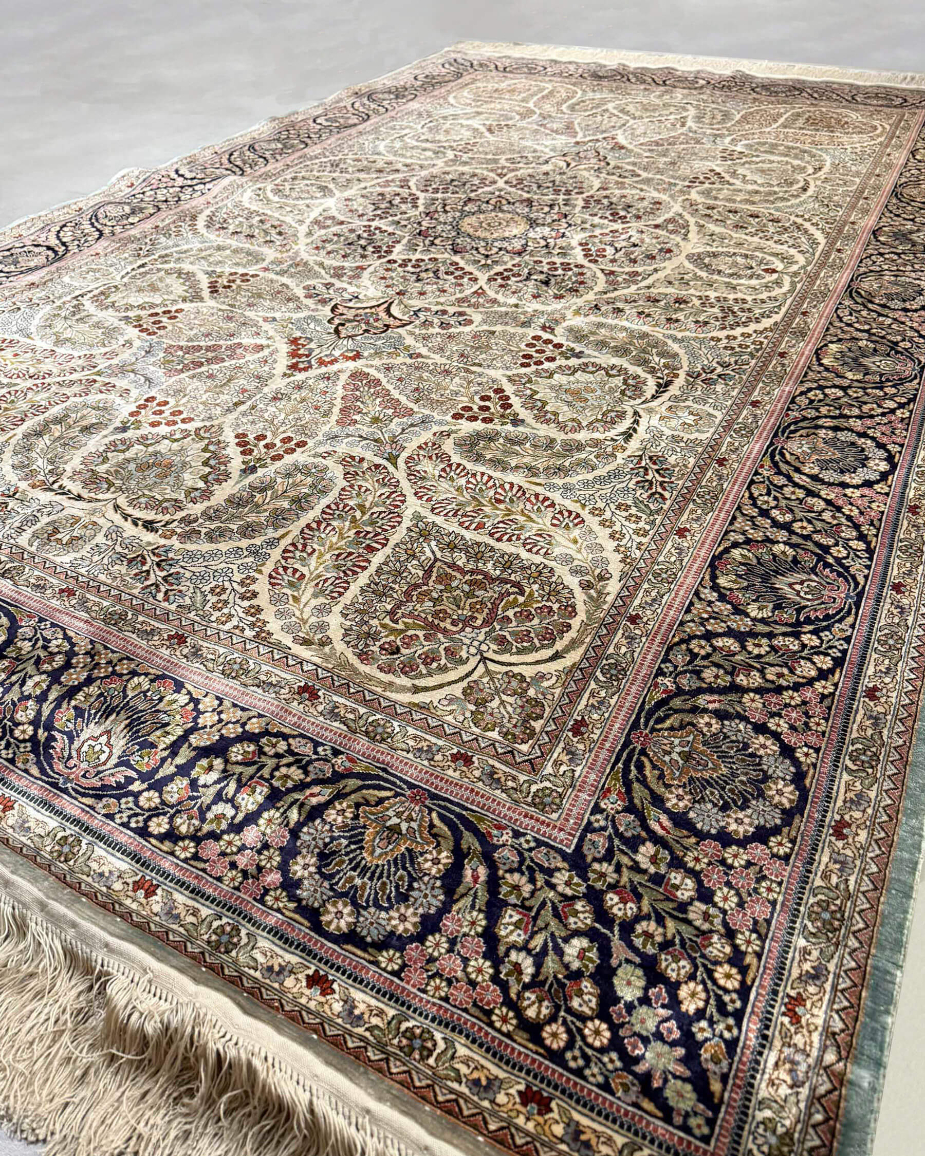 Tapete Hereke de Seda 244x153cm