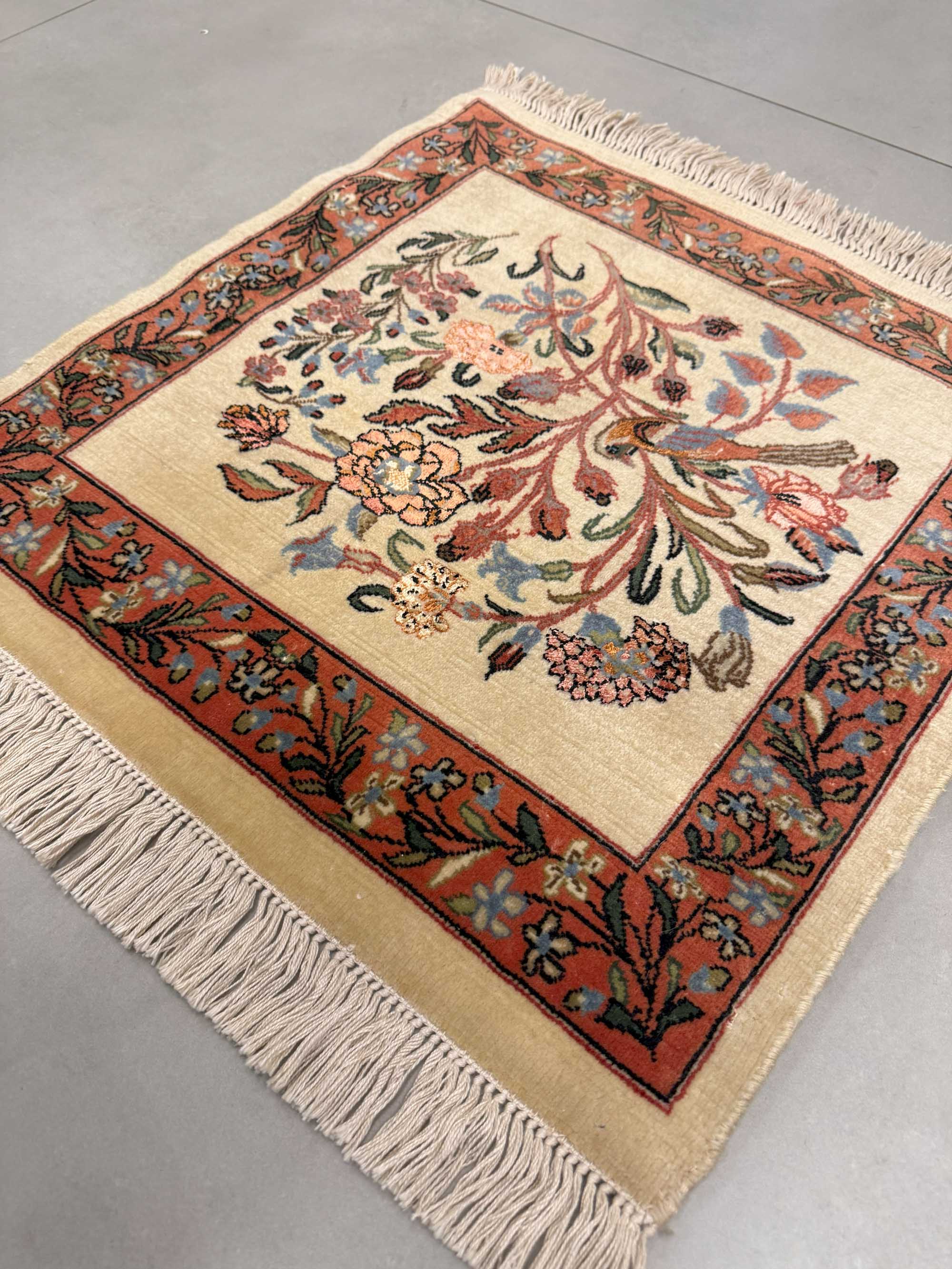 Tapete Persa Tabriz (Miniatura Floral Rara) 55x54cm
