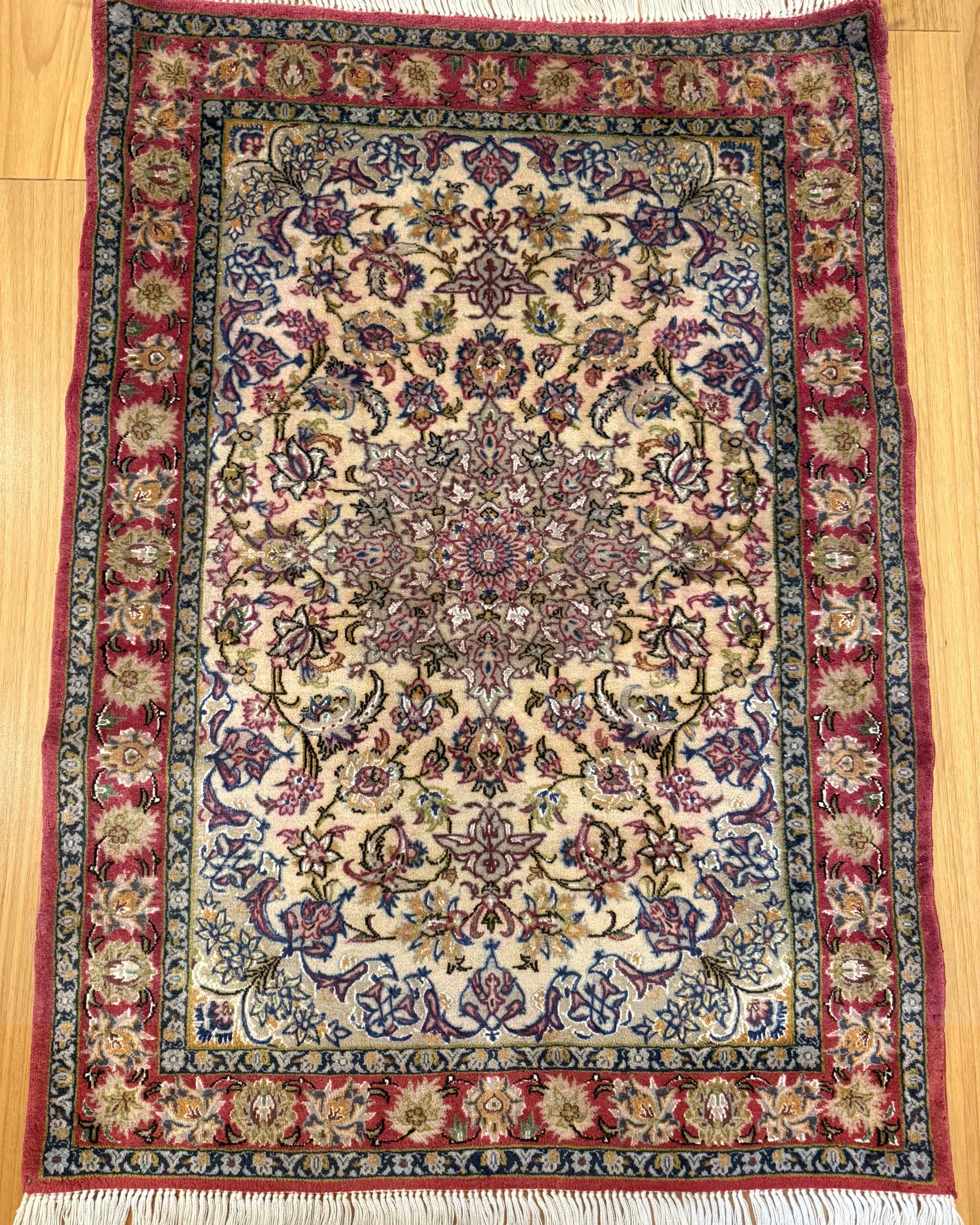 Tapete Persa Isfahan 99x72cm  (VENDIDO)