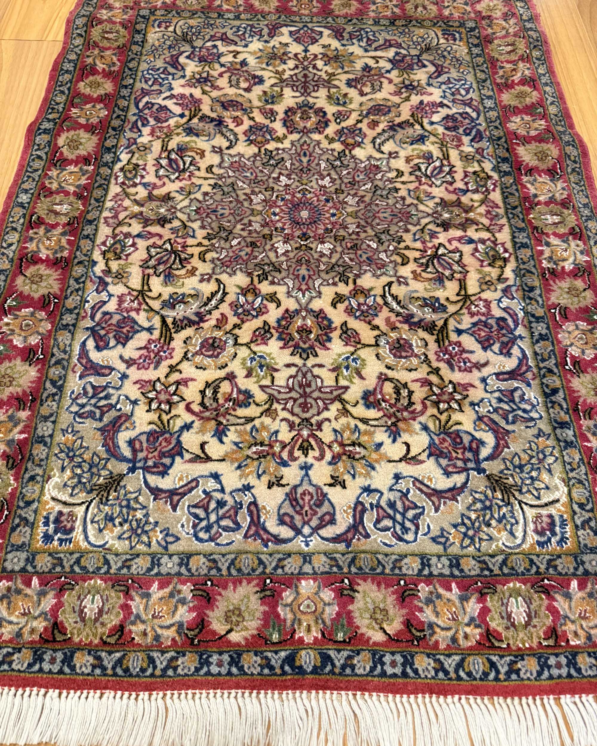Tapete Persa Isfahan 99x72cm  (VENDIDO)