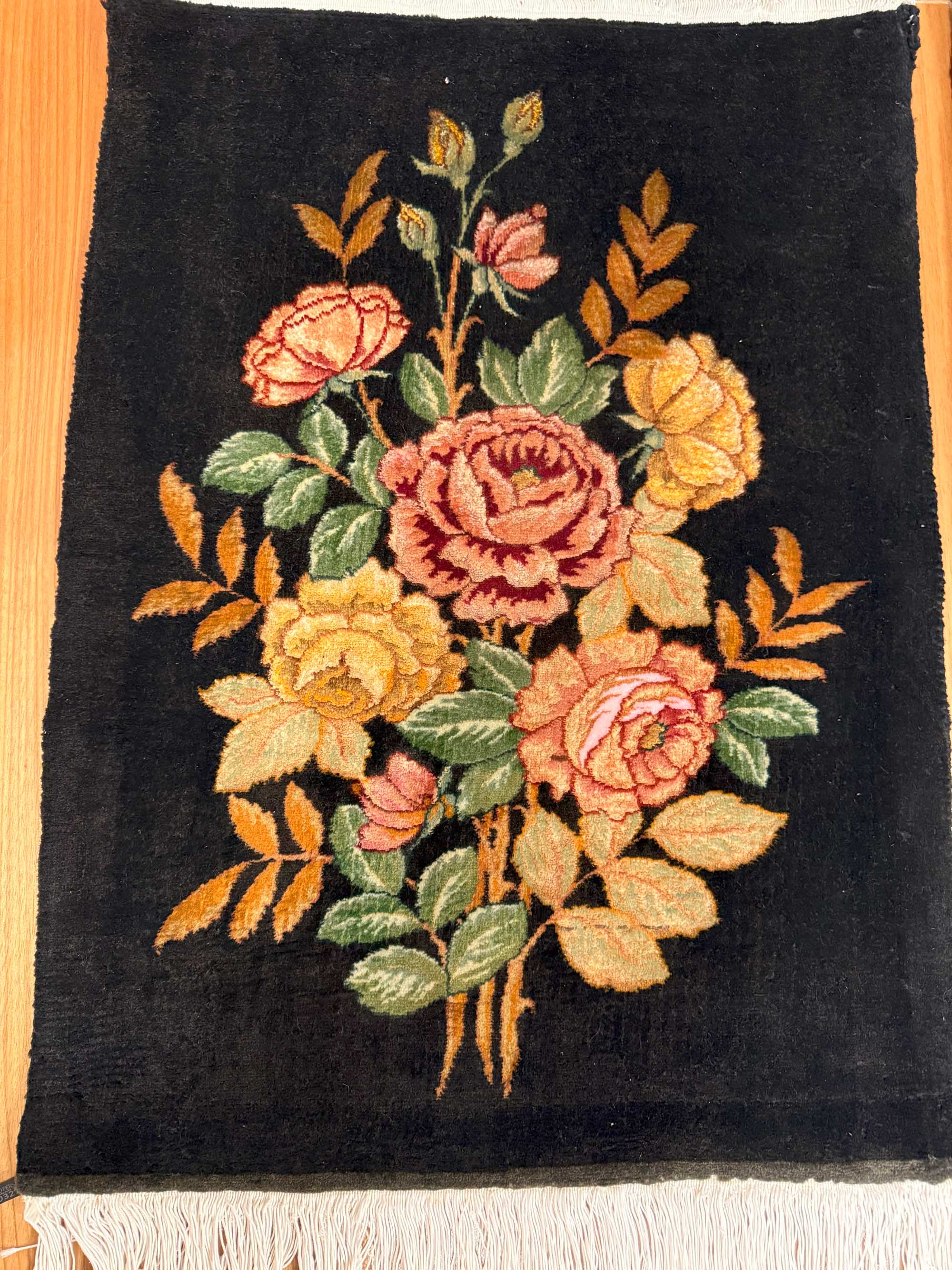 Tapetes Persas Tabriz – Painéis Florais de Coleção