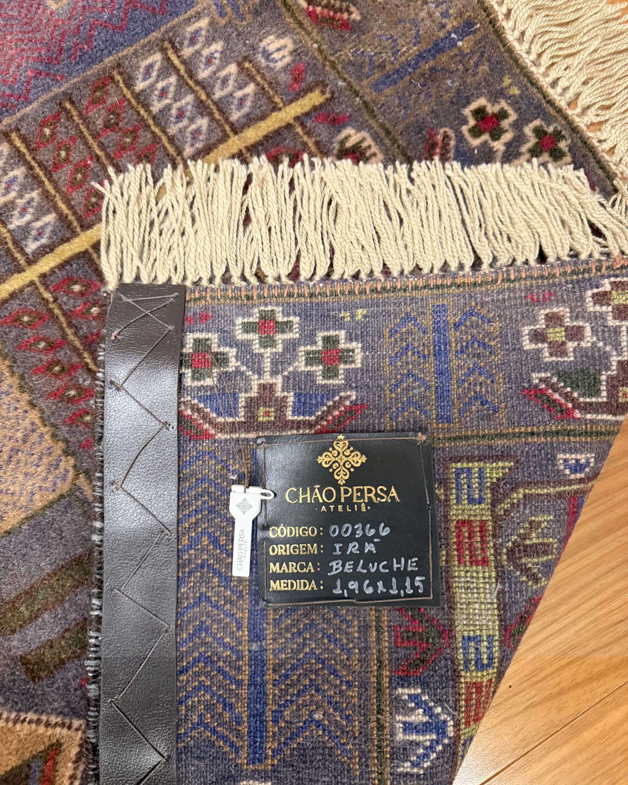 Tapete Persa Beluche (Narrativa Tribal Única)