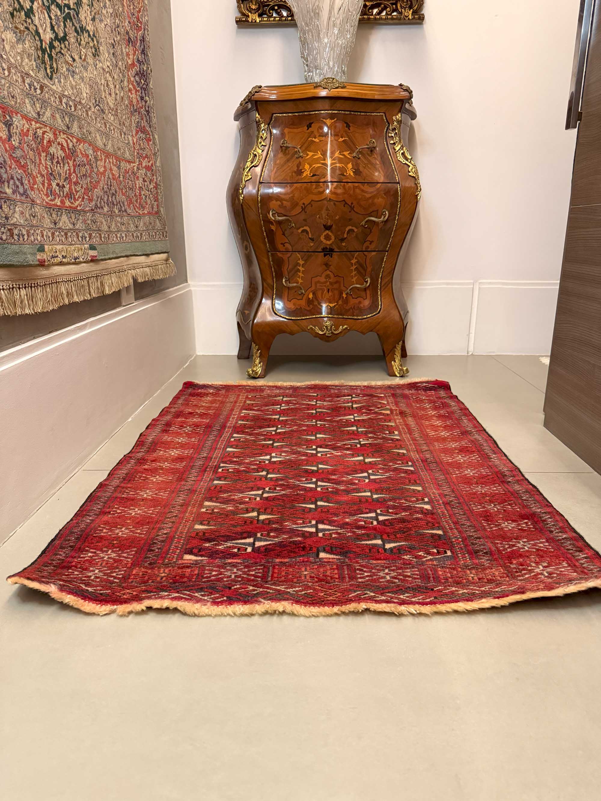 Tapete Bokhara (Geometria Tribal Clássica)