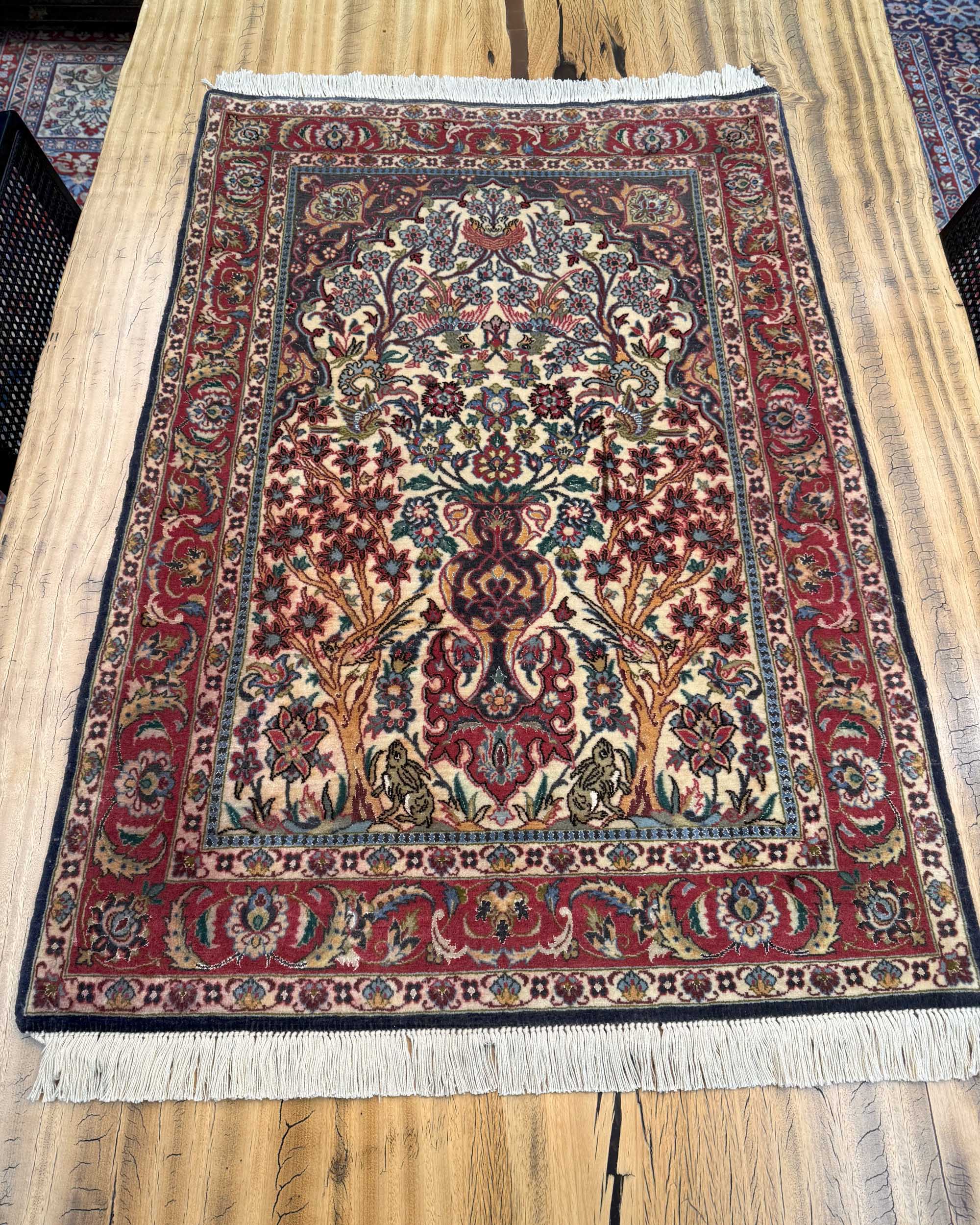 Tapete Persa Isfahan (Painel Floral com Pássaros) 117x78cm  VENDIDO