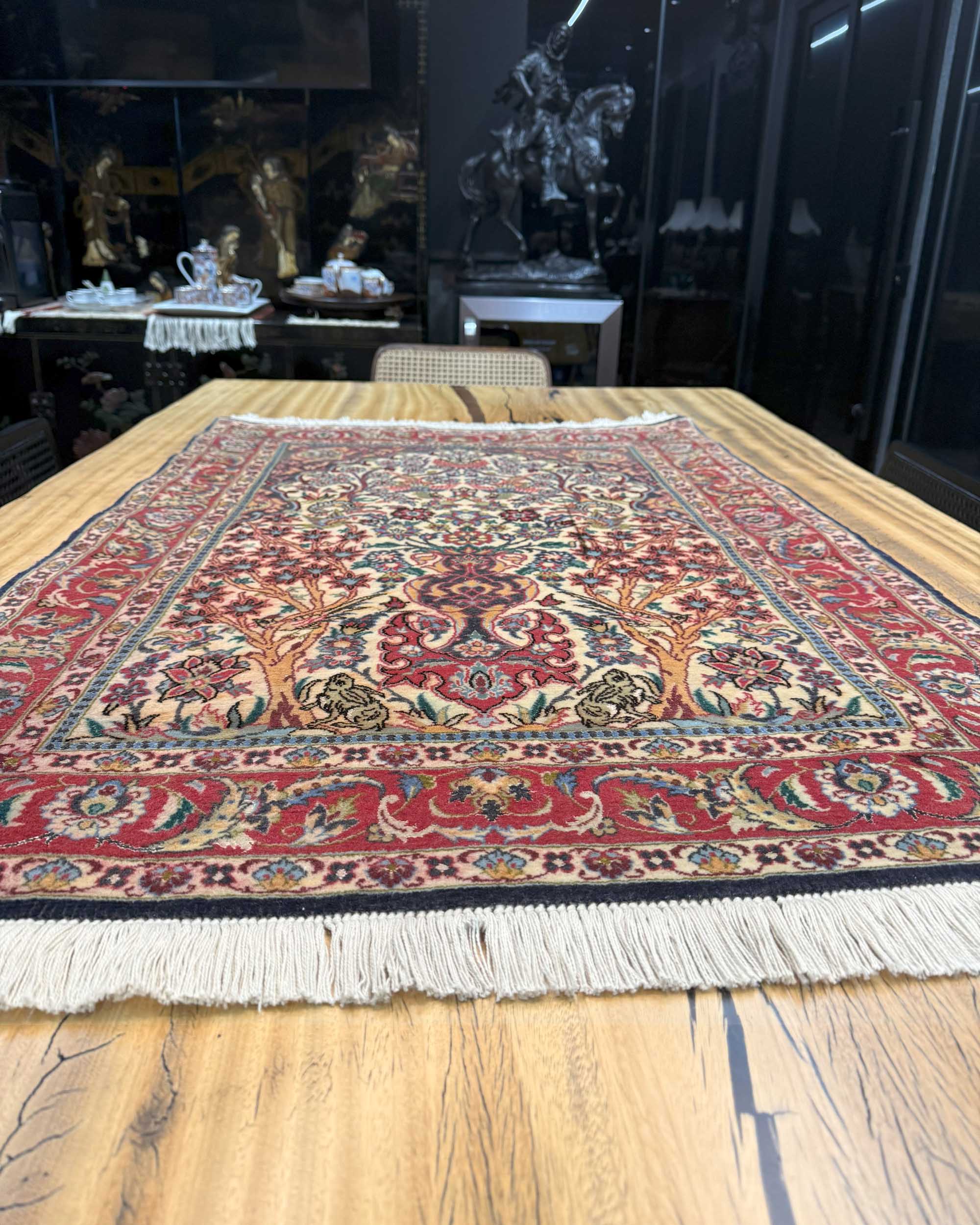Tapete Persa Isfahan (Painel Floral com Pássaros) 117x78cm  VENDIDO