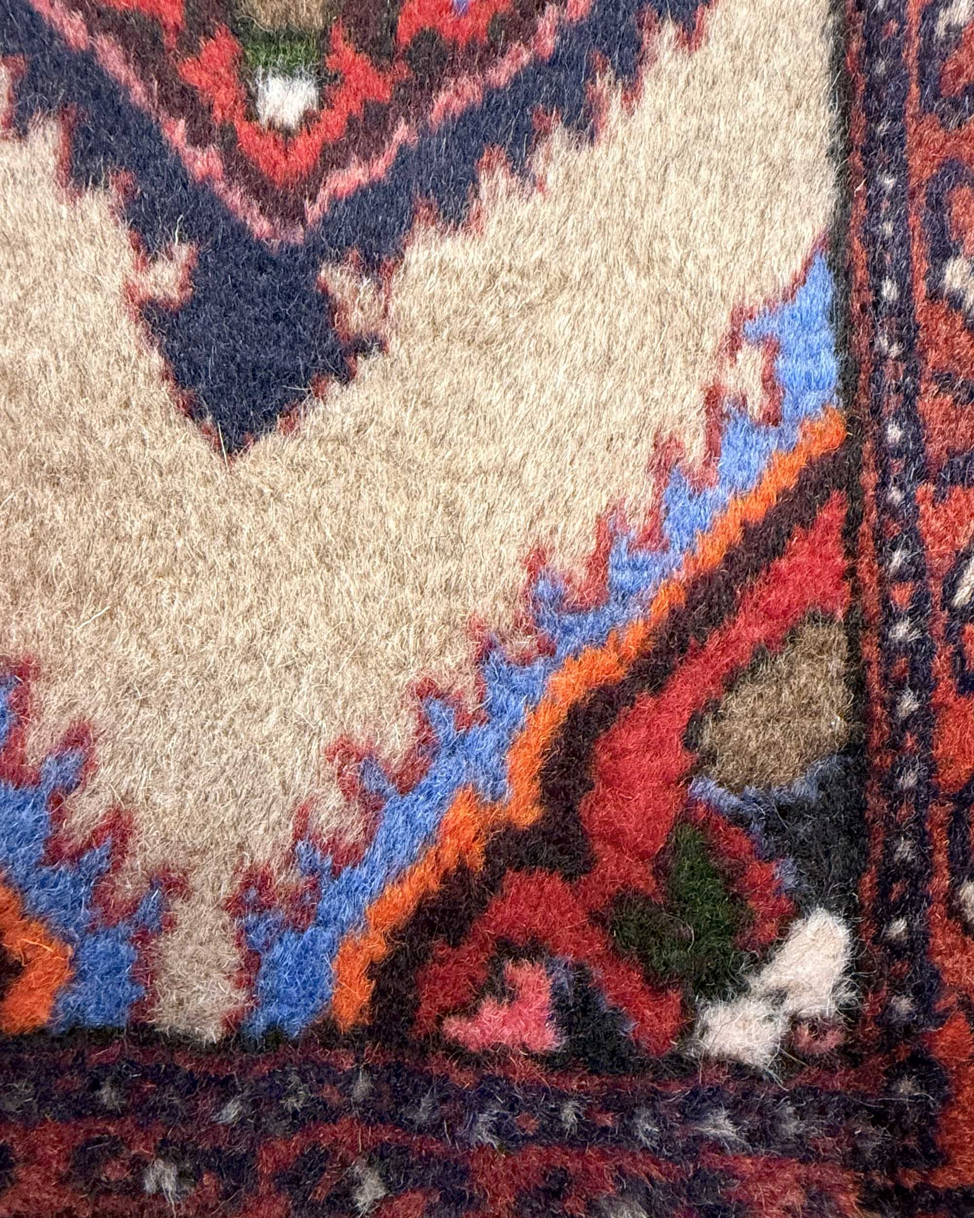 Tapete Persa Hamadan – Miniatura Tribal Autêntica 0,58 x 0,38 m