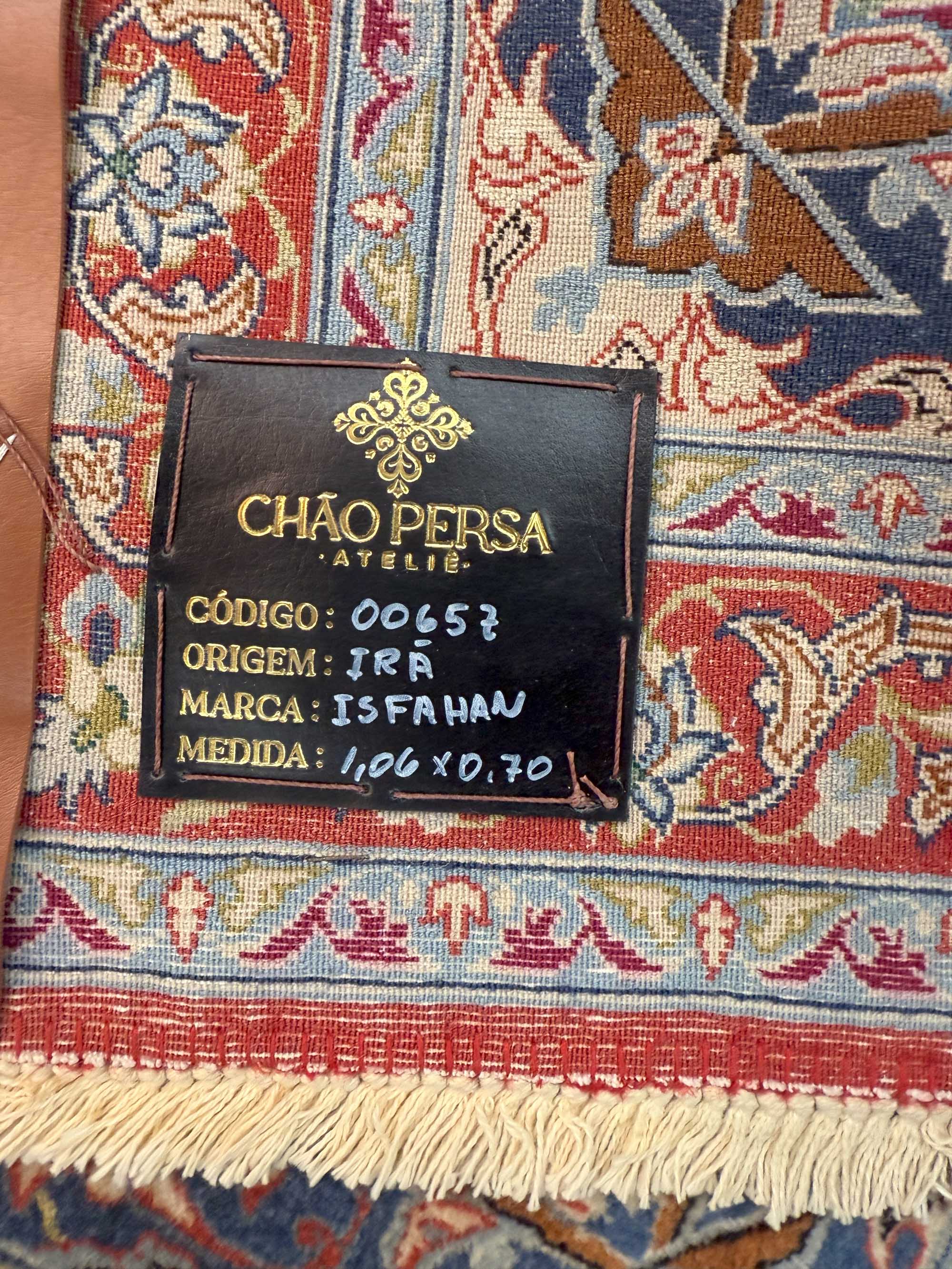 Tapete Persa Isfahan (Seda e Lã) 106x70cm  (VENDIDO)