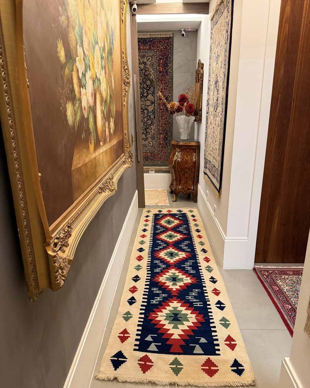 Passadeira Kilim Tribal (Cores e Simetria Nômade) - 3,12 x 0,82 m
