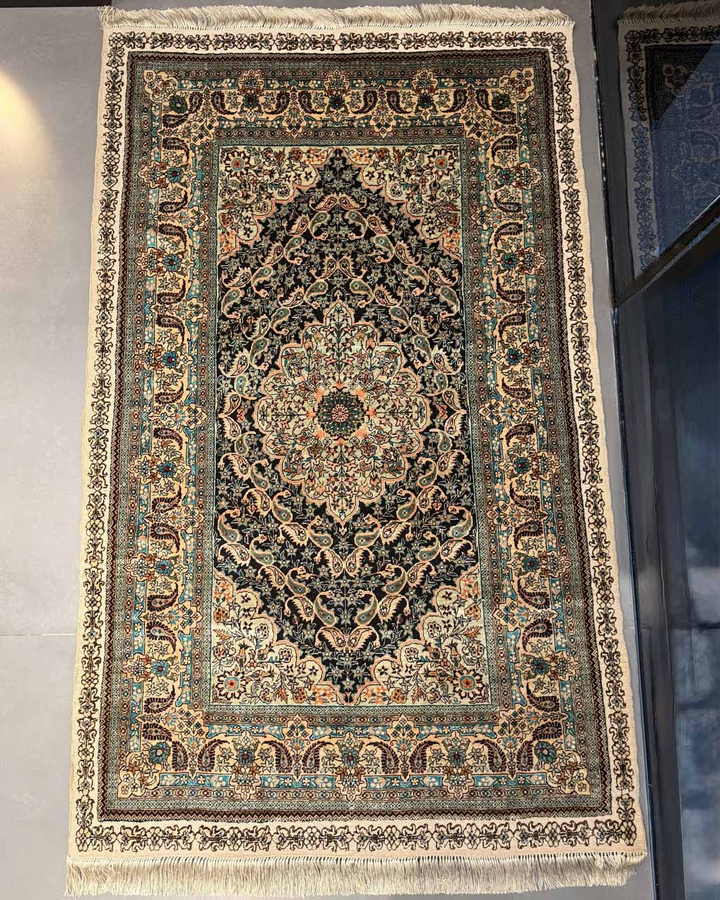Tapete Persa Hereke (Seda de Luxo) - 1,48 x 0,97 m