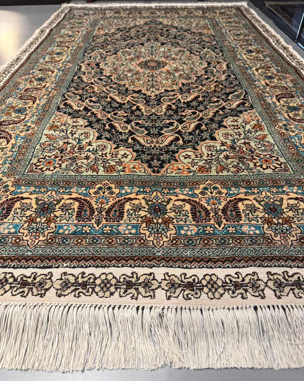 Tapete Persa Hereke (Seda de Luxo) - 1,48 x 0,97 m