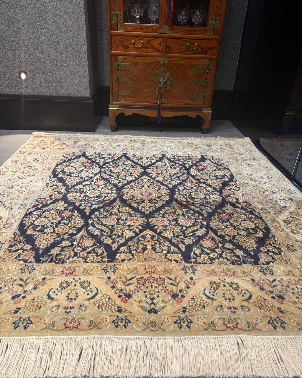 Tapete Persa Nain (Seda e Lã) - 1,23 x 1,23 m