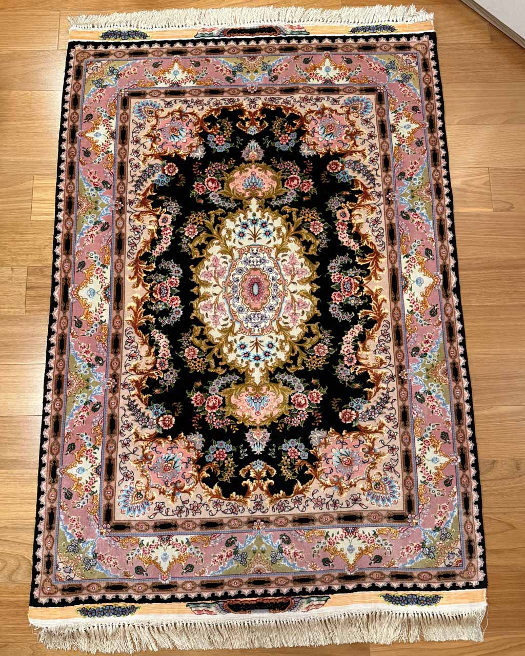 Tapete Persa Tabriz em Seda - 1,54 × 1,04 m