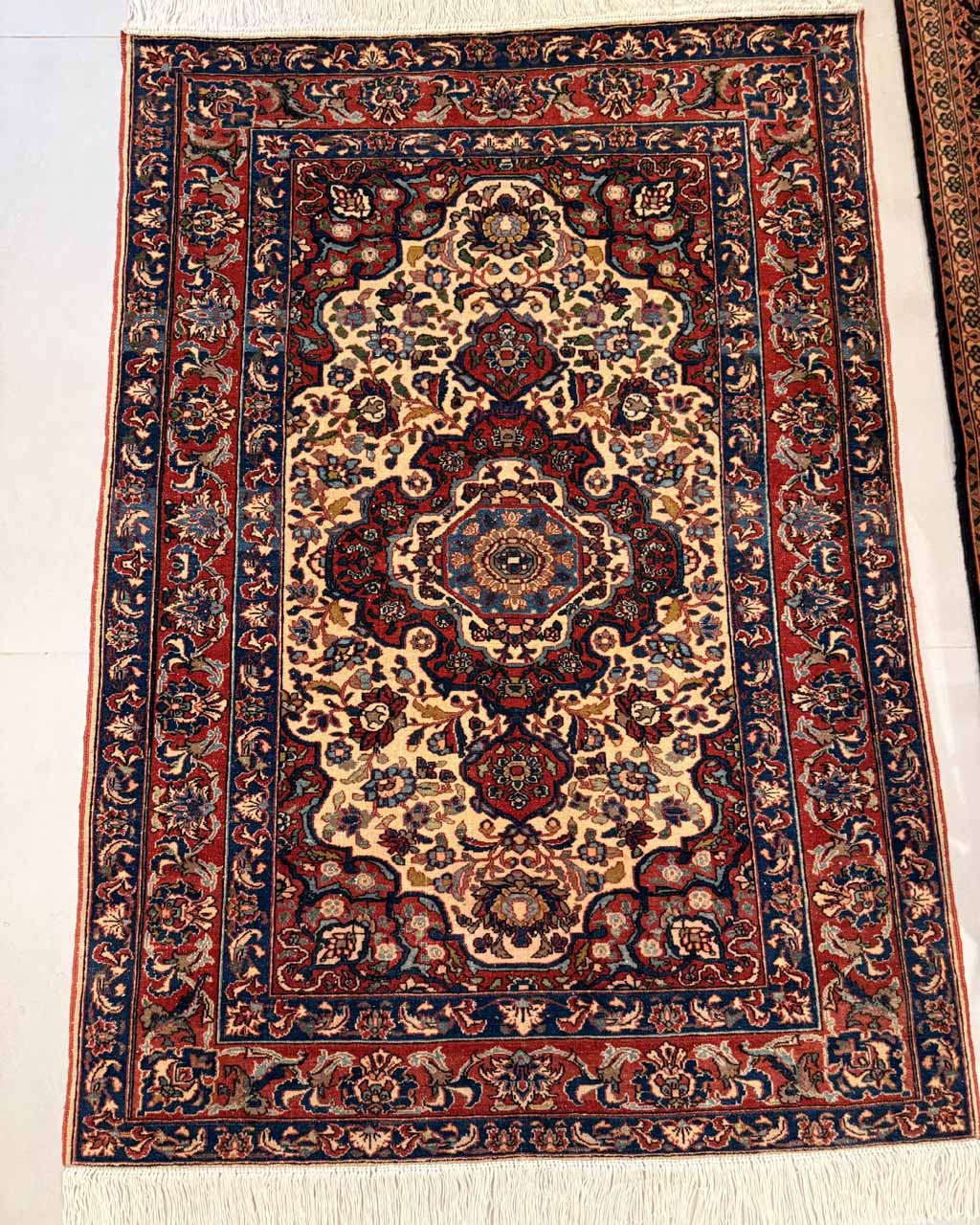 Par de Tapetes Persas Isfahan Antigos - 1,42 × 1,00 m (cada peça)