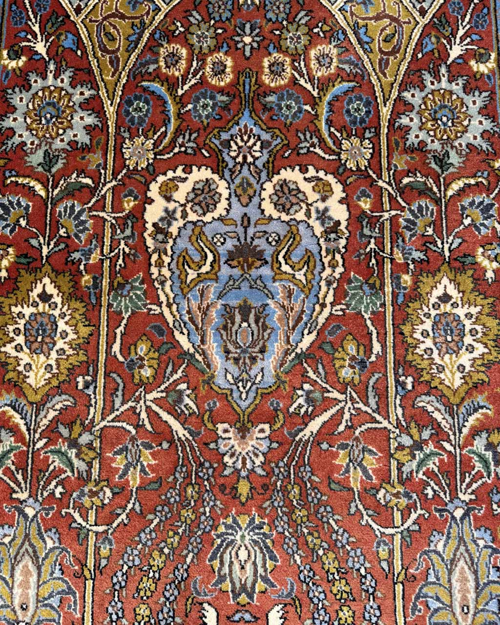 Tapete Persa Ghoun - 1,34 × 2,35 m