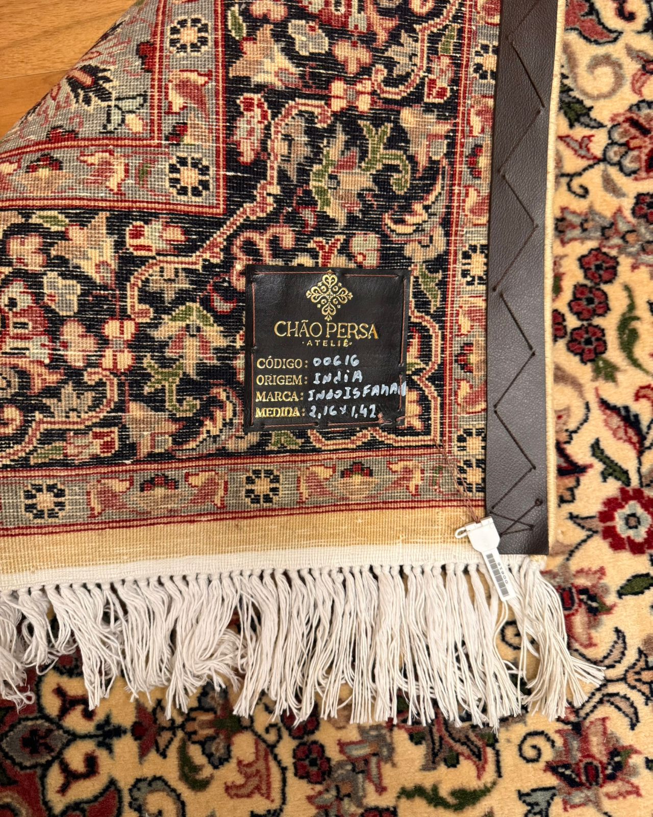 Tapete Indo Isfahan – Harmonia e Elegância