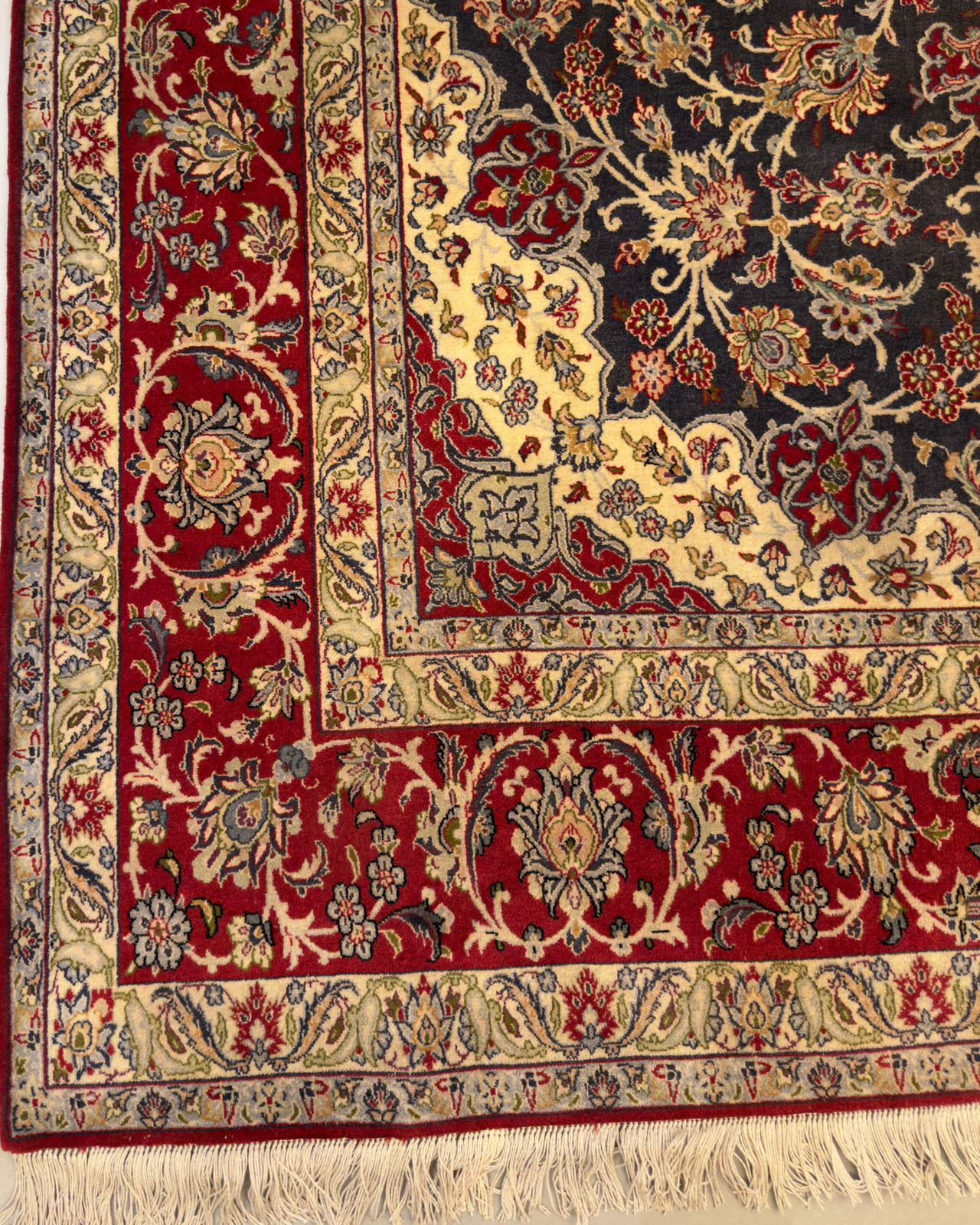 Tapete Persa Isfahan (Peça Assinada) 2,32×1,58m