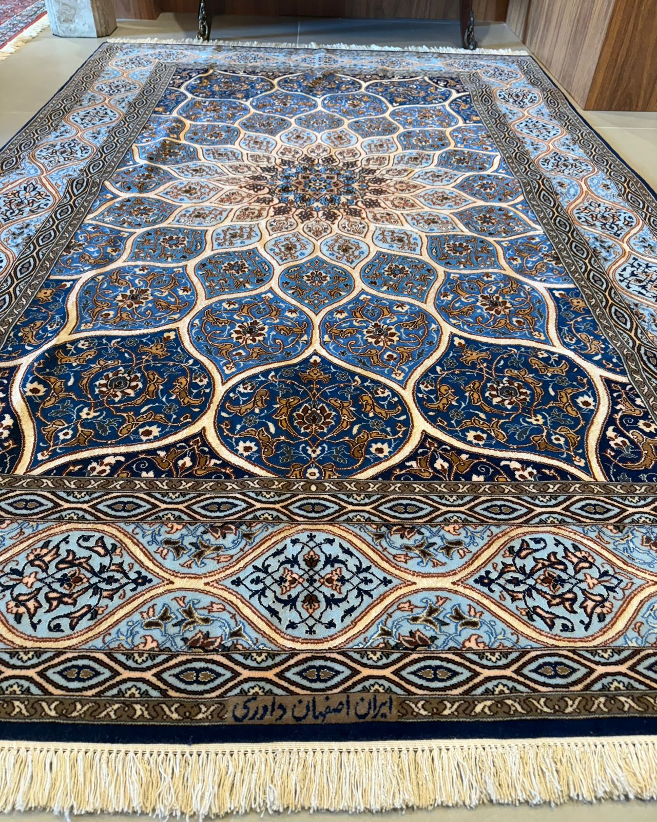 Tapete Persa Isfahan (Assinado) 1,55×2,45m