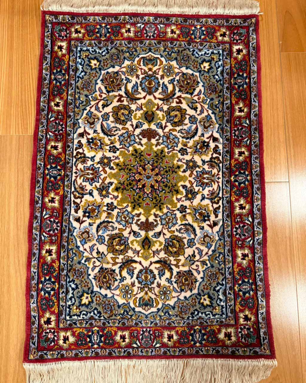 Tapete Persa Isfahan - 1,05 × 0,70 m