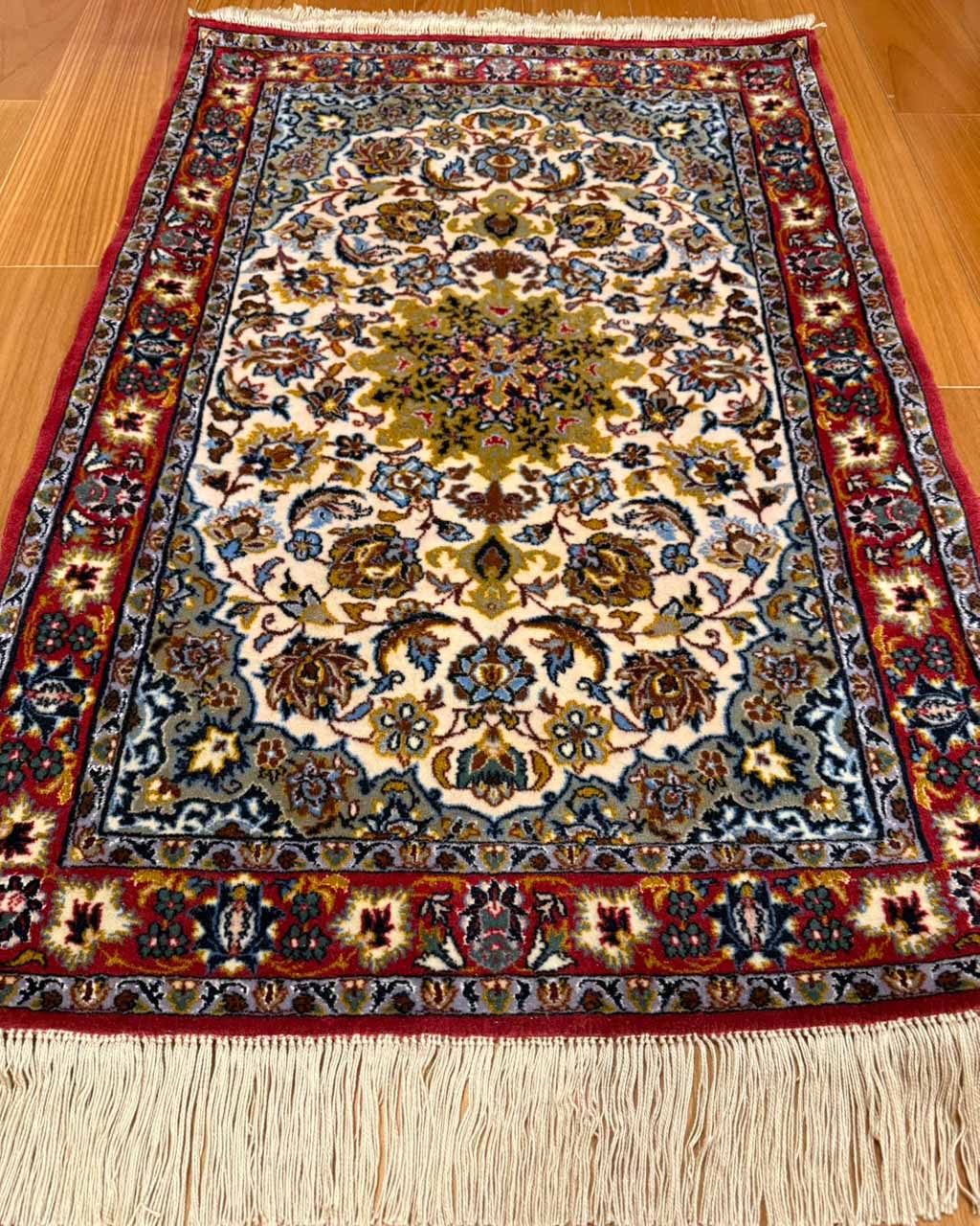 Tapete Persa Isfahan - 1,05 × 0,70 m