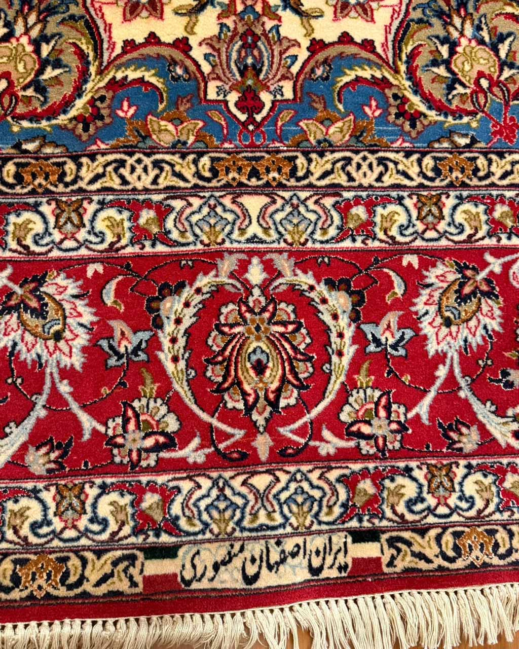 Tapete Persa Isfahan Assinado (Obra-Prima de Luxo) - 3,17 x 2,20 m