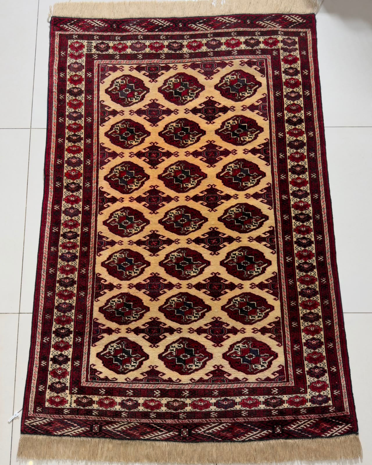 Tapete Turcomeno Tekke Bokhara - 1,83 x 1,31 m