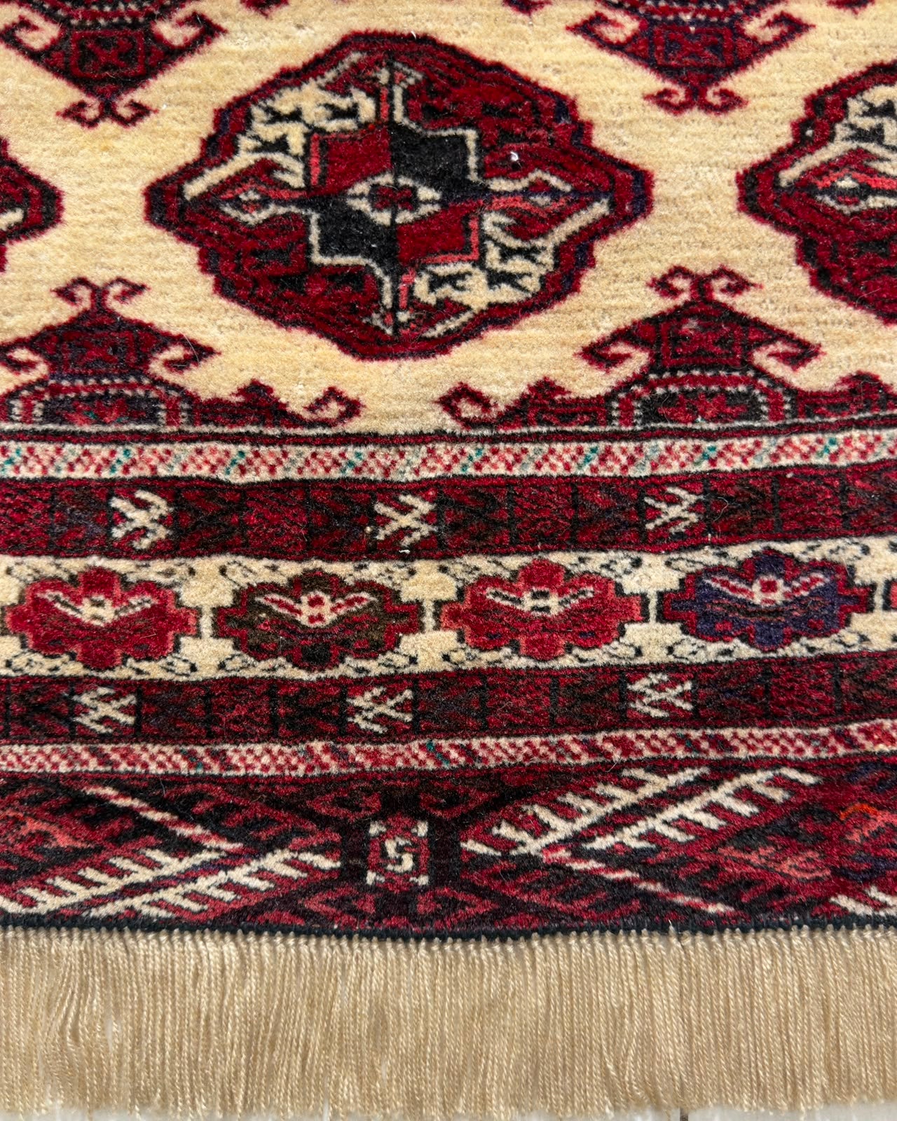 Tapete Turcomeno Tekke Bokhara - 1,83 x 1,31 m